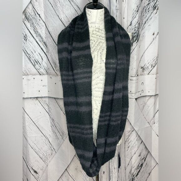 Wooden Ships Wool Blend Infinity Scarf - Picture 3 of 5